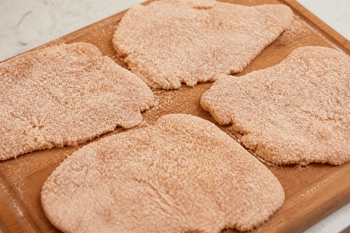 Breaded schnitzel cutlets